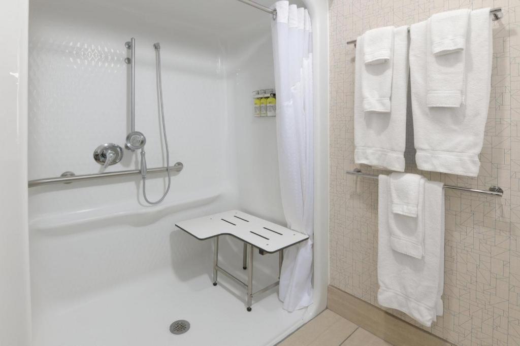 Holiday Inn Express Camden Hotel By Ihg Εξωτερικό φωτογραφία